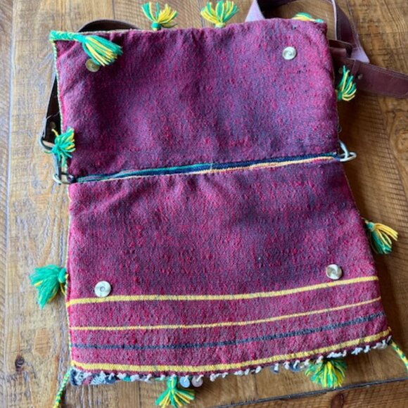 Oversized Kilim Cross Body / Clutch - Picture 2 of 9